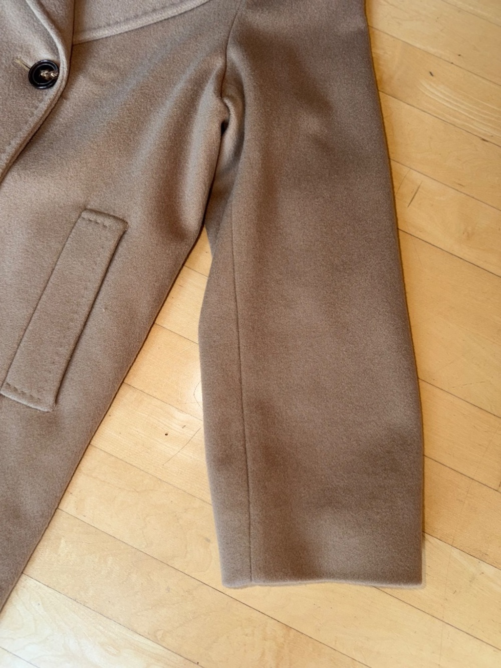 Fleurette Loro Piana wool camel peacoat, 16, GP1550 - Picture 6 of 7